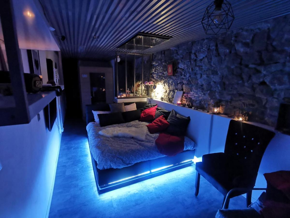 Sweet Loft Grenoble-Love Room Avec Jacuzzi & Sauna 外观 照片