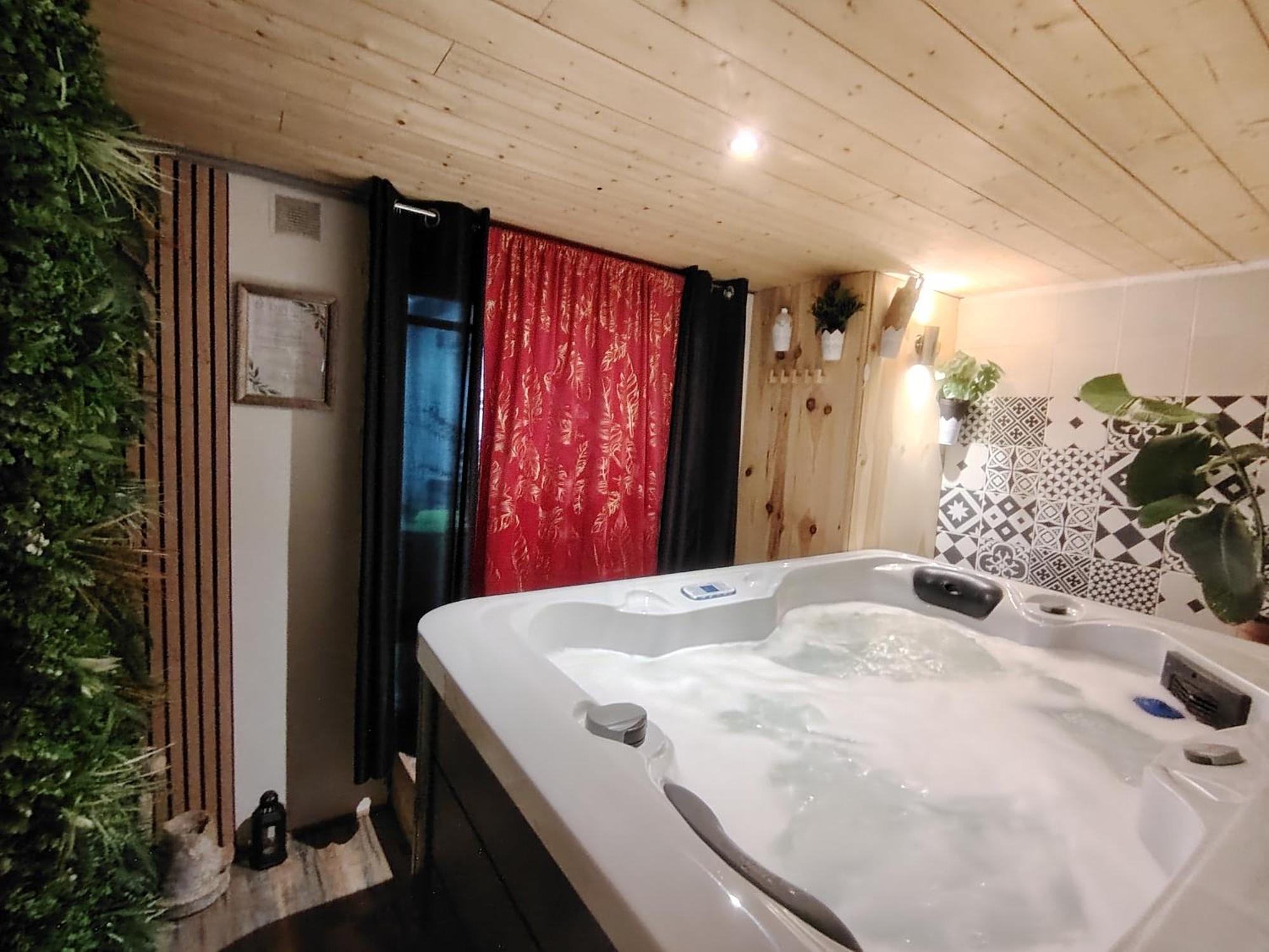 Sweet Loft Grenoble-Love Room Avec Jacuzzi & Sauna 外观 照片